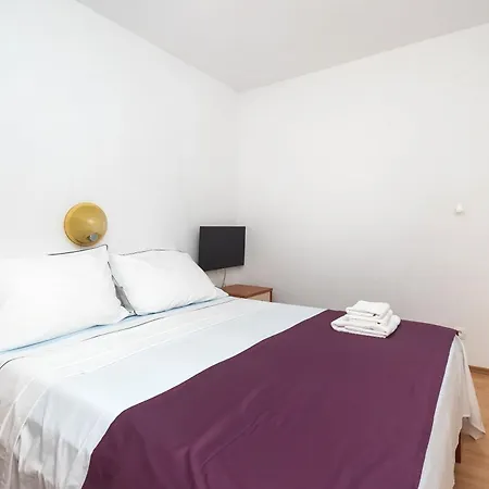 Apartment Violett