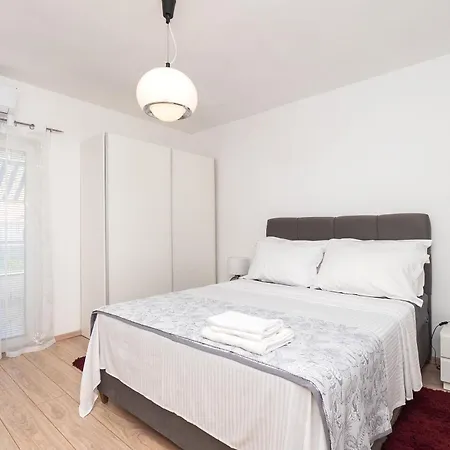 Διαμέρισμα Violett Βόντιτσε