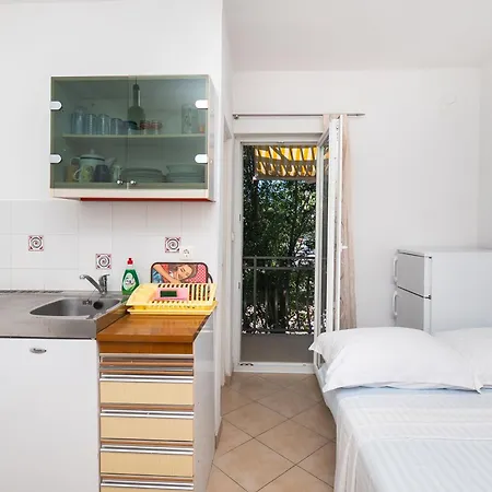 Violett Apartment *