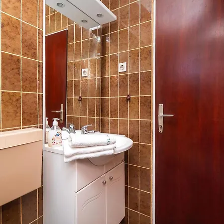 Διαμέρισμα Violett *