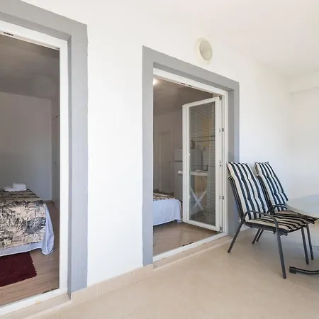 Violett * Βόντιτσε